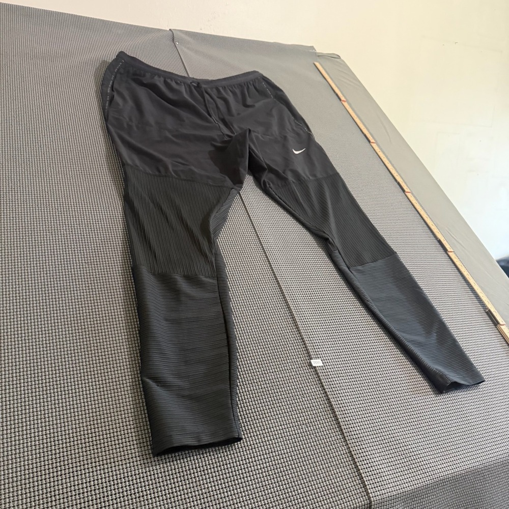 Nike Running Division Dri-FIT Mens Black Ribbed Athletic Pants Size XL